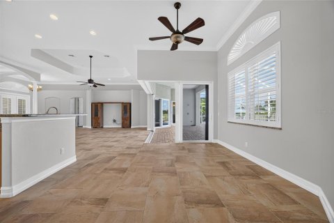Casa en venta en Port Charlotte, Florida, 3 dormitorios, 261.61 m2 № 2321603 - foto 15