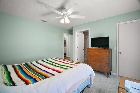 House in The Villages, Florida 2 bedrooms, 99.03 sq.m. № 1640817 - photo 14
