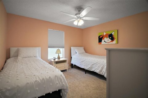 House in The Villages, Florida 2 bedrooms, 99.03 sq.m. № 1640817 - photo 17