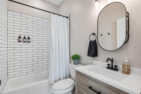 Villa ou maison à louer à Tampa, Floride: 3 chambres, 108.6 m2 № 2408444 - photo 10