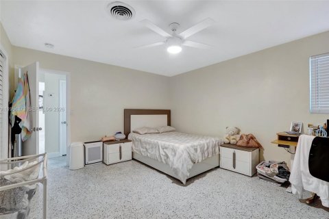 Immobilier commercial à vendre à North Miami Beach, Floride: 165.18 m2 № 2010294 - photo 19