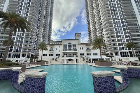 Copropriété à vendre à Miami Beach, Floride: 3 chambres, 186.73 m2 № 1982244 - photo 23