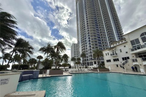 Copropriété à vendre à Miami Beach, Floride: 3 chambres, 186.73 m2 № 1982244 - photo 24