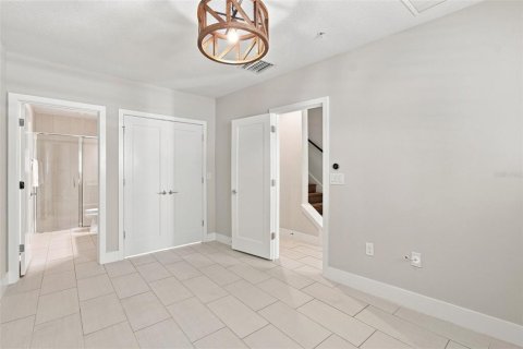 Touwnhouse à louer à Saint Petersburg, Floride: 2 chambres, 147.71 m2 № 2425676 - photo 8