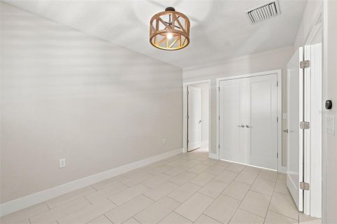 Touwnhouse à louer à Saint Petersburg, Floride: 2 chambres, 147.71 m2 № 2425676 - photo 9