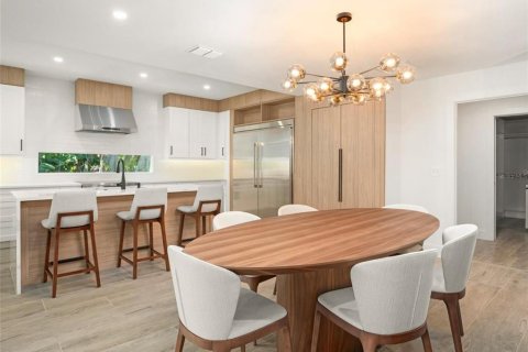 Villa ou maison à vendre à Windermere, Floride: 4 chambres, 226.77 m2 № 2395812 - photo 3