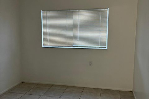Apartment in West Palm Beach, Florida 2 bedrooms, 65.77 sq.m. № 2260208 - photo 9