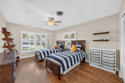 House in Winter Park, Florida 3 bedrooms, 167.22 sq.m. № 2220798 - photo 16