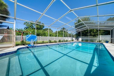 House in Winter Park, Florida 3 bedrooms, 167.22 sq.m. № 2220798