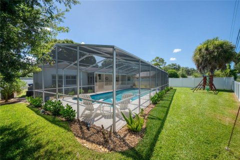 House in Winter Park, Florida 3 bedrooms, 167.22 sq.m. № 2220798 - photo 23