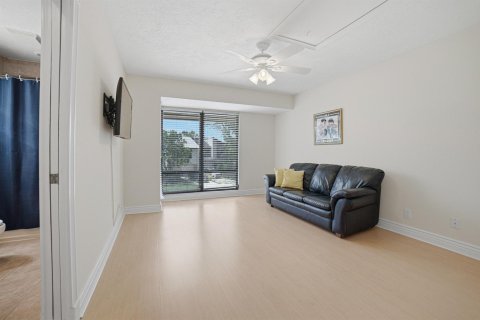 Touwnhouse à vendre à Boca Raton, Floride: 3 chambres, 202.62 m2 № 2250122 - photo 18