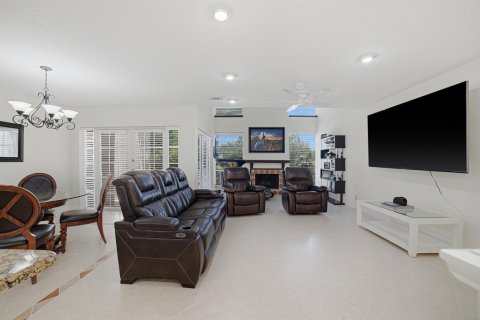 Touwnhouse à vendre à Boca Raton, Floride: 3 chambres, 202.62 m2 № 2250122 - photo 13