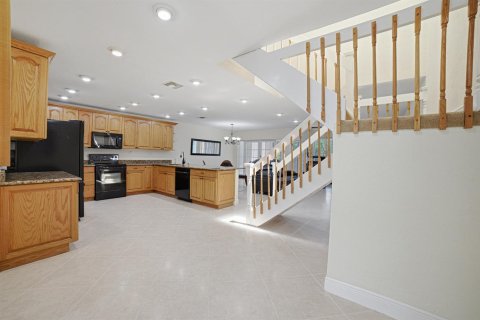 Touwnhouse à vendre à Boca Raton, Floride: 3 chambres, 202.62 m2 № 2250122 - photo 5