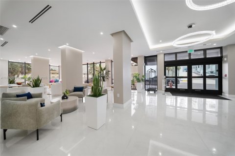 Condominio en venta en Hollywood, Florida, 2 dormitorios, 99.41 m2 № 1896560 - foto 6