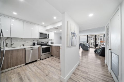 Condominio en venta en Hollywood, Florida, 2 dormitorios, 99.41 m2 № 1896560 - foto 7