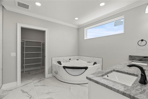 Condo in Clearwater, Florida, 3 bedrooms  № 745452 - photo 5