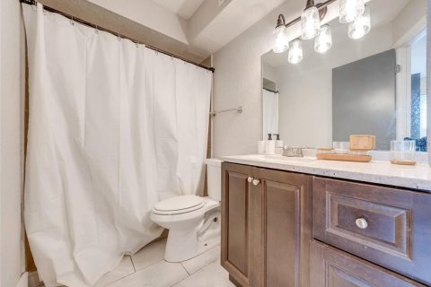 Appartement à louer à Orlando, Floride: 2 chambres, 91.79 m2 № 2408515 - photo 7