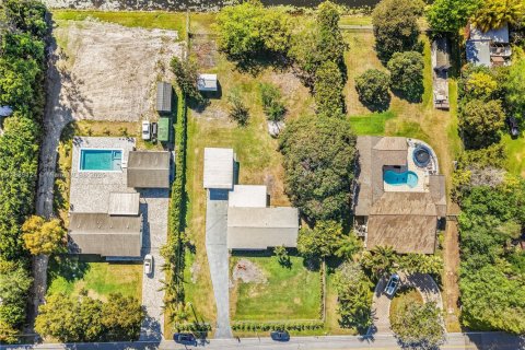 Casa en venta en Southwest Ranches, Florida, 4 dormitorios, 204.01 m2 № 1930544 - foto 5