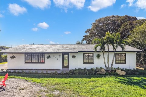 Casa en venta en Southwest Ranches, Florida, 4 dormitorios, 204.01 m2 № 1930544 - foto 7