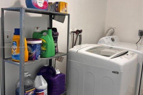 Купить виллу или дом в Холливуд, Флорида 3 спальни, 117.15м2, № 1964858 - фото 14