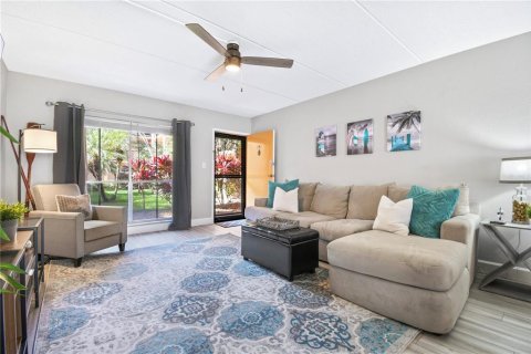Copropriété à louer à Saint Pete Beach, Floride: 2 chambres, 93.37 m2 № 2101683 - photo 5