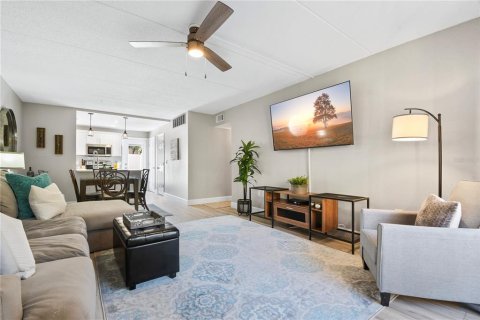 Copropriété à louer à Saint Pete Beach, Floride: 2 chambres, 93.37 m2 № 2101683 - photo 7