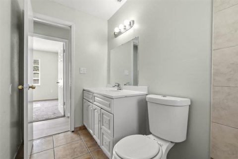 Condo in Orlando, Florida, 2 bedrooms № 2207170 - photo 24
