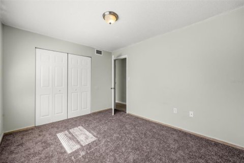 Condo in Orlando, Florida, 2 bedrooms № 2207170 - photo 18