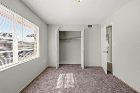 Condo in Orlando, Florida, 2 bedrooms № 2207170 - photo 19