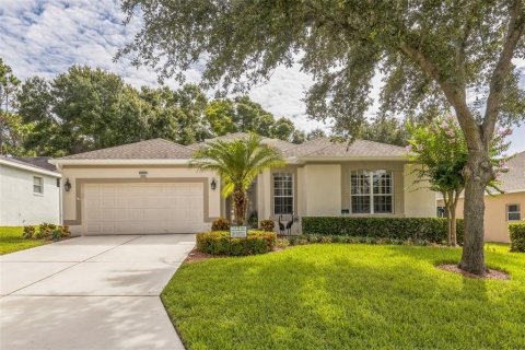 House in Clermont, Florida 3 bedrooms, 206.52 sq.m. № 1813451 - photo 1