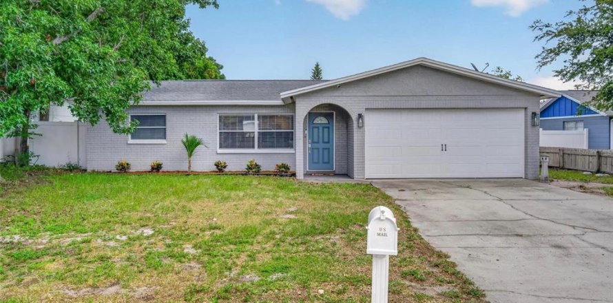 Casa en Dunedin, Florida 3 dormitorios, 153.85 m2 № 2157983