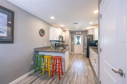 House in Flagler Beach, Florida 3 bedrooms, 148.64 sq.m. № 2221255 - photo 7