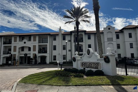 Condo in Orlando, Florida, 2 bedrooms  № 2222062 - photo 2