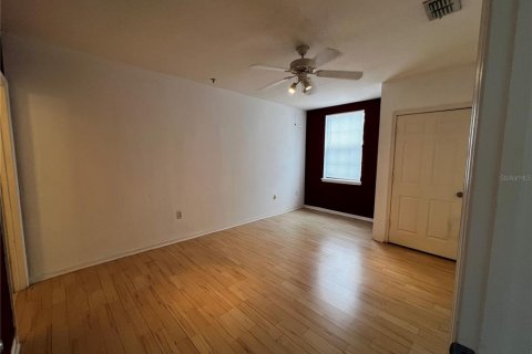 Condo in Orlando, Florida, 2 bedrooms  № 2222062 - photo 14