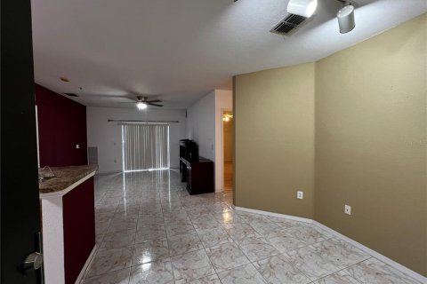 Condo in Orlando, Florida, 2 bedrooms  № 2222062 - photo 6