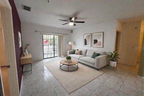Condo in Orlando, Florida, 2 bedrooms  № 2222062 - photo 12