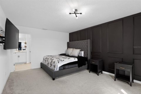 House in Groveland, Florida 5 bedrooms, 297.66 sq.m. № 2117745 - photo 22