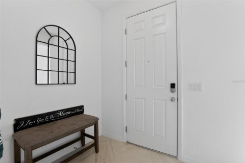 House in Groveland, Florida 5 bedrooms, 297.66 sq.m. № 2117745 - photo 4