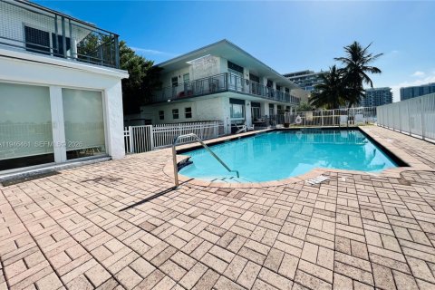 Apartment in Miami Beach, Florida 1 bedroom, 74.32 sq.m. № 2002777 - photo 19