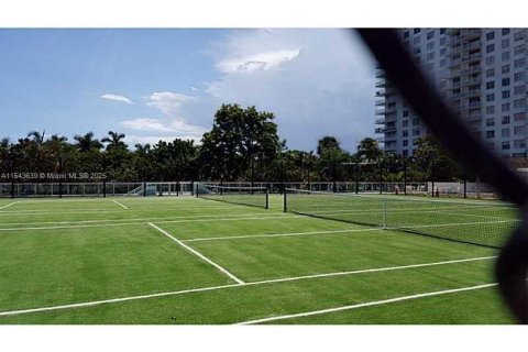 Condominio en venta en Aventura, Florida, 1 dormitorio, 99.03 m2 № 2077071 - foto 26