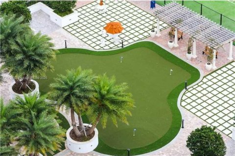 Condominio en venta en Aventura, Florida, 1 dormitorio, 99.03 m2 № 2077071 - foto 30