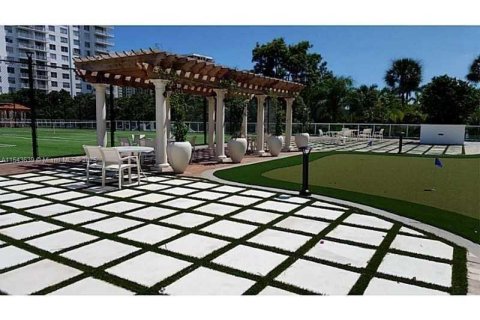 Condominio en venta en Aventura, Florida, 1 dormitorio, 99.03 m2 № 2077071 - foto 27