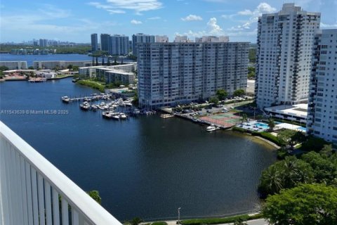 Condominio en venta en Aventura, Florida, 1 dormitorio, 99.03 m2 № 2077071 - foto 19