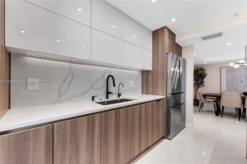 Купить кондоминиум в Авентура, Флорида 2 спальни, 150.69м2, № 1951154 - фото 8
