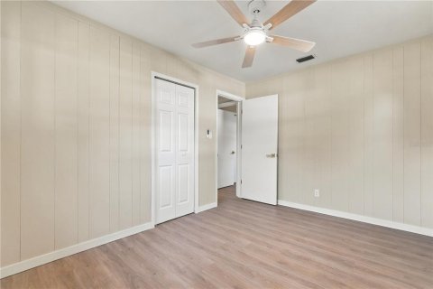 Villa ou maison à vendre à Tampa, Floride: 4 chambres, 176.14 m2 № 2415372 - photo 21