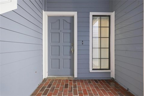 Touwnhouse à vendre à Gainesville, Floride: 2 chambres, 154.4 m2 № 2092199 - photo 6