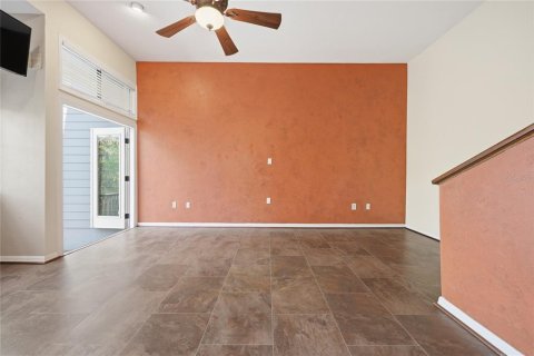 Touwnhouse à vendre à Gainesville, Floride: 2 chambres, 154.4 m2 № 2092199 - photo 19