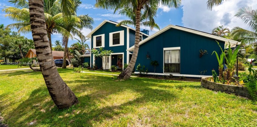 Villa ou maison à Haverhill, Floride 4 chambres, 241.45 m2 № 1874930