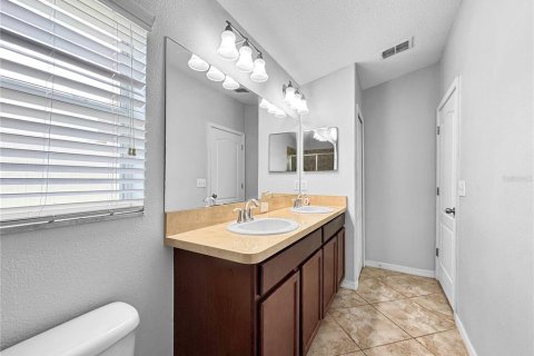 Villa ou maison à louer à Wimauma, Floride: 3 chambres, 162.02 m2 № 2166955 - photo 12