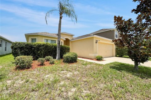 Villa ou maison à louer à Wimauma, Floride: 3 chambres, 162.02 m2 № 2166955 - photo 2